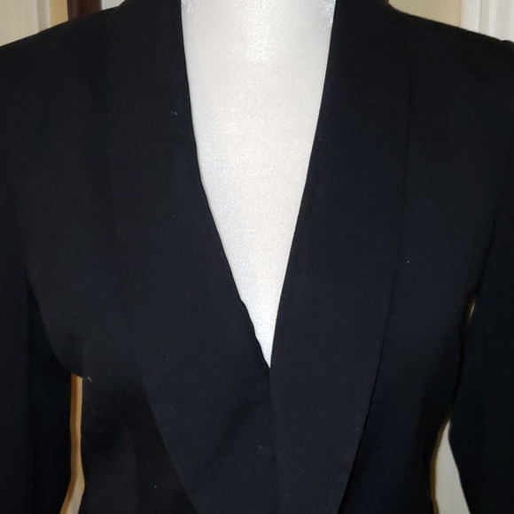 H&M Black Blazer - Picture 4 of 10